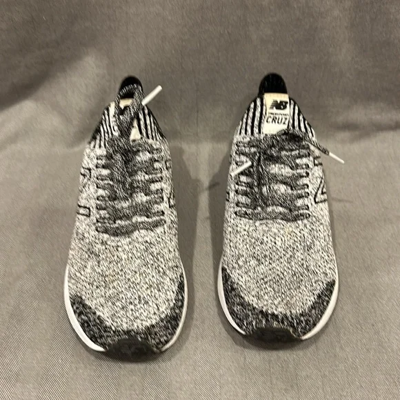 New Balance Fresh Foam Cruz v2 Knit 7.5 - Picture 4 of 7